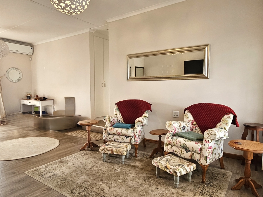 3 Bedroom Property for Sale in Jeffreys Bay Central Eastern Cape